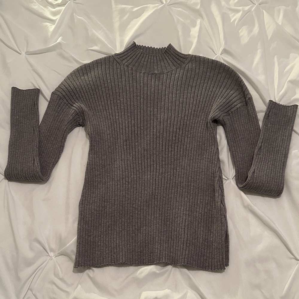 Banana Republic Charcoal Ribbed Turtleneck Sweater